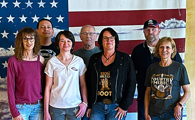 Unsere aktuelle Vorstandschaft (v.l.n.r.): Sonja, Mike, Carmen, Helmut, Steffi, Peter, Petra